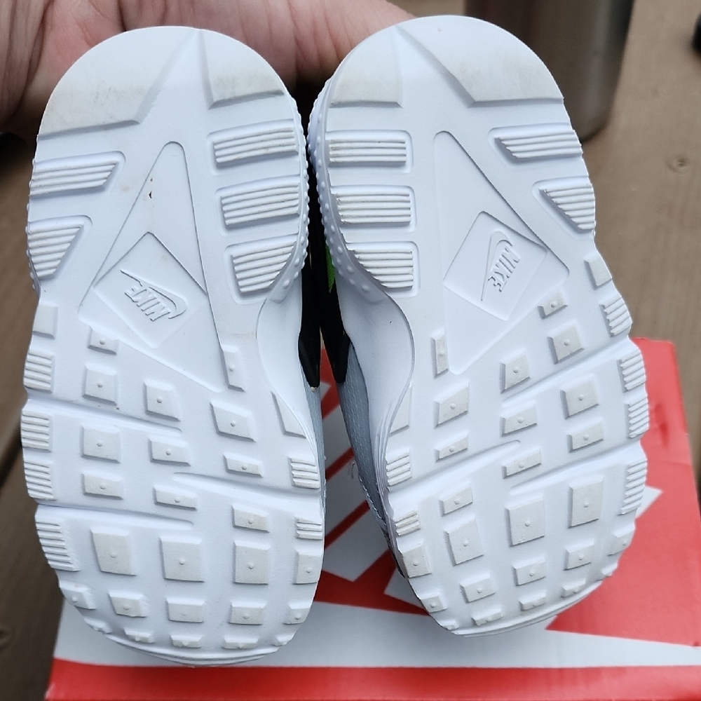Nike Huarache‎ Run TD Toddler Shoes Wolf Grey Electric Green 5c - Picture 6 of 6